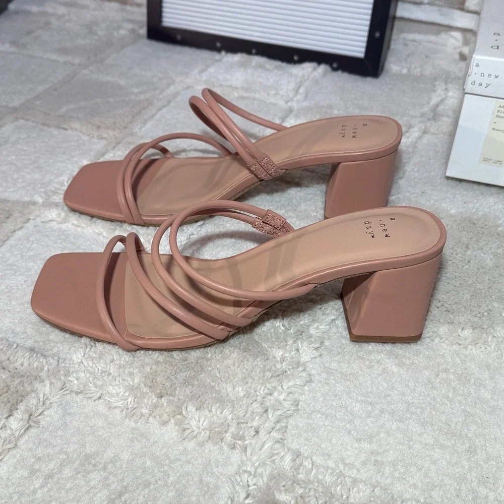A New Day Women's Light Brown Blakely Heels